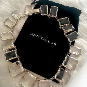 Gorgeous Anne Taylor crystal necklace with dust bag.